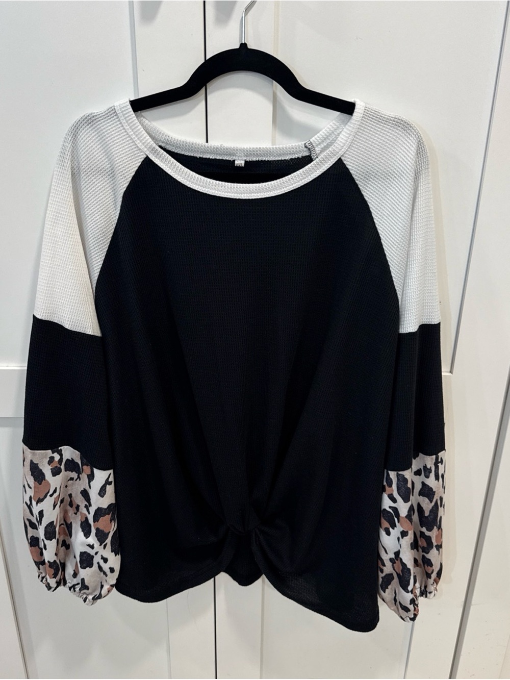 Waffle knit pullover twist front top black white leopard XXL RAGLAN Sleeve top